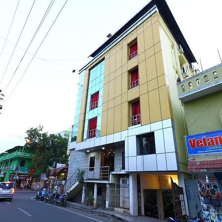 Oyo 9343 Jp Residency Hotel ปอนดิเชอรี ภายนอก รูปภาพ